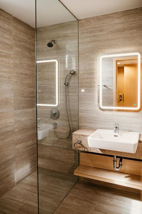 Tagore Spa Aparthotel 巴拉顿菲赖德 外观 照片